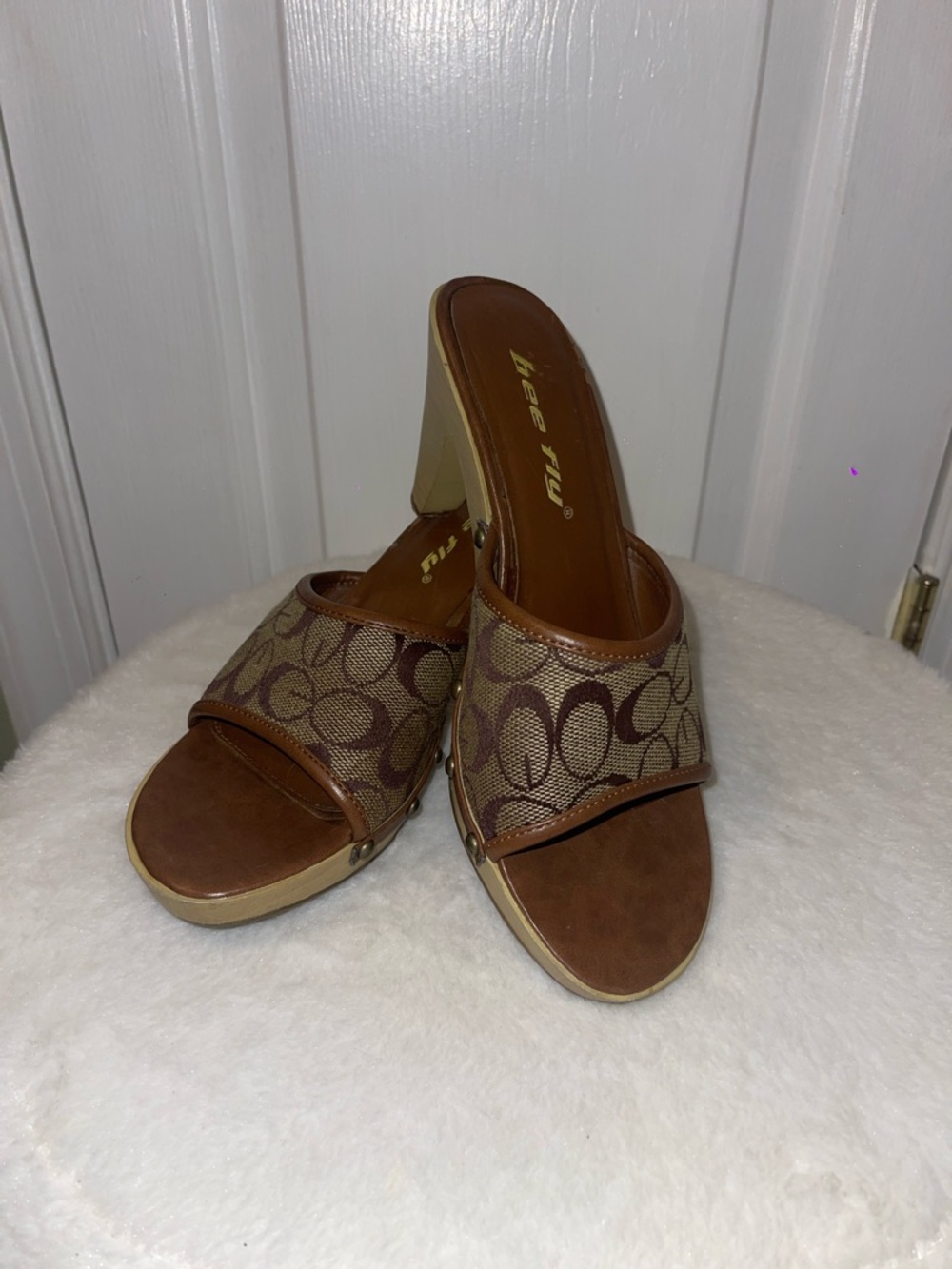 Bee Fly Brown Patterned Slide Heels - Women's Brown